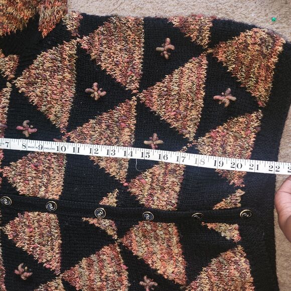 VTG SOUTH WOOL Hand Knit Bolivia Sweater Black Colorful Geo Cardigan Buttons L - Picture 6 of 6